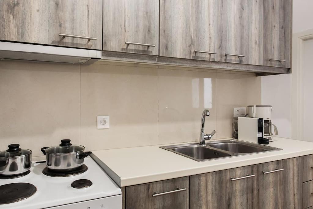 Splendid Full 5bdr/3bath/2kitchens Mansion In Ath Apartment Athens