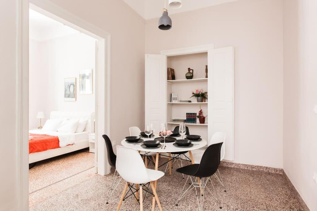 Splendid Full 5bdr/3bath/2kitchens Mansion In Ath Apartment *